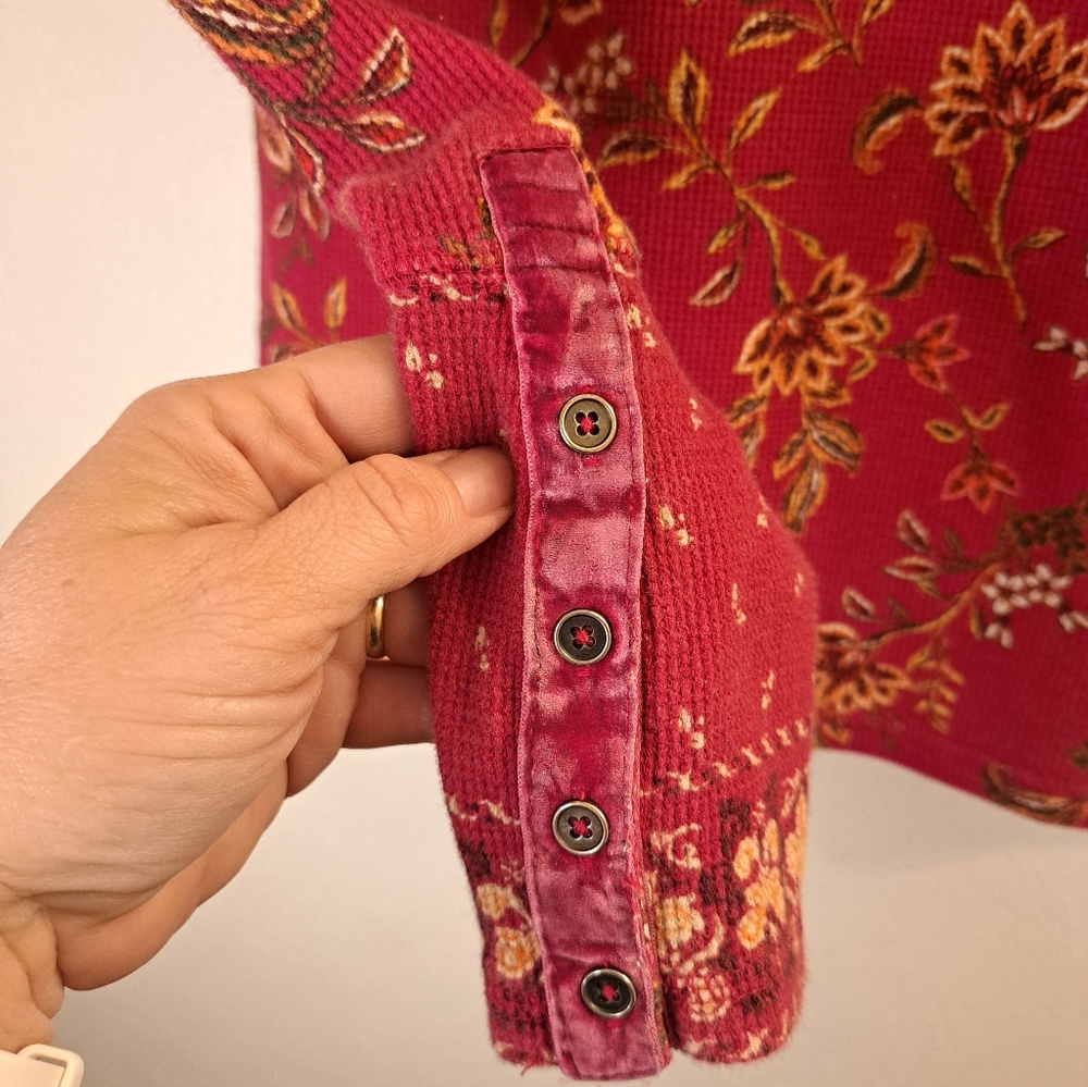 Sundance Rose Floral Long Sleeve Tee - Picture 5 of 7
